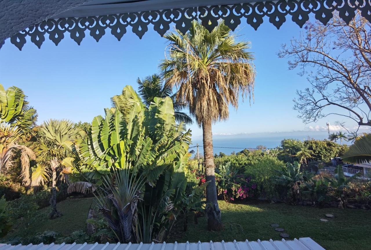 Le Jacaranda Du Guillaume Bed & Breakfast Le Guillaume Exterior foto